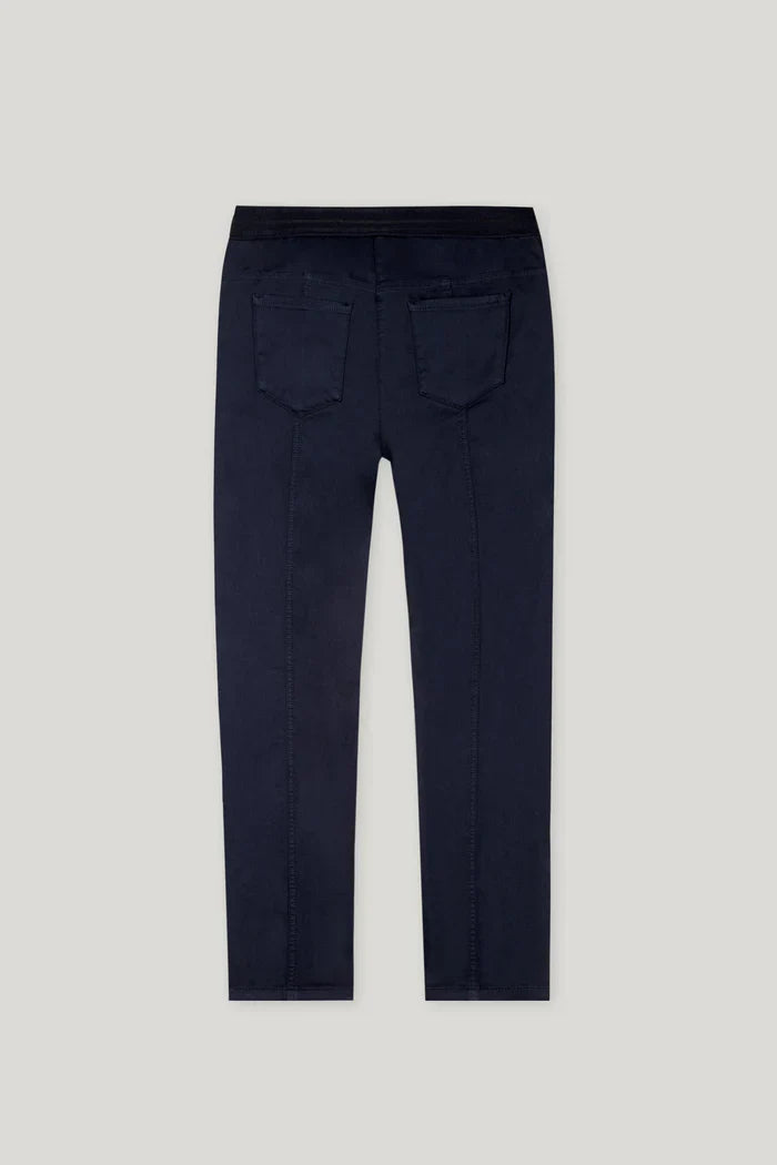 Luisa Cerano 627600 1883 Dark blue