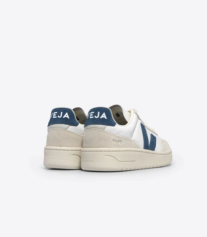 Veja VD2003845A370 Extra White